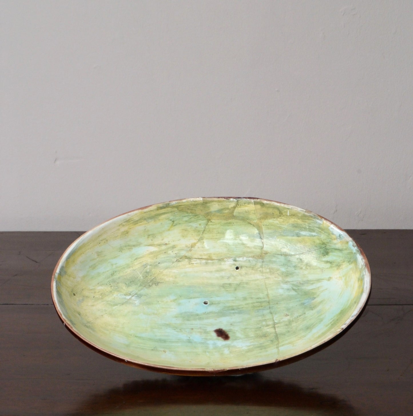 A Wedgwood Majolica Pie Dish