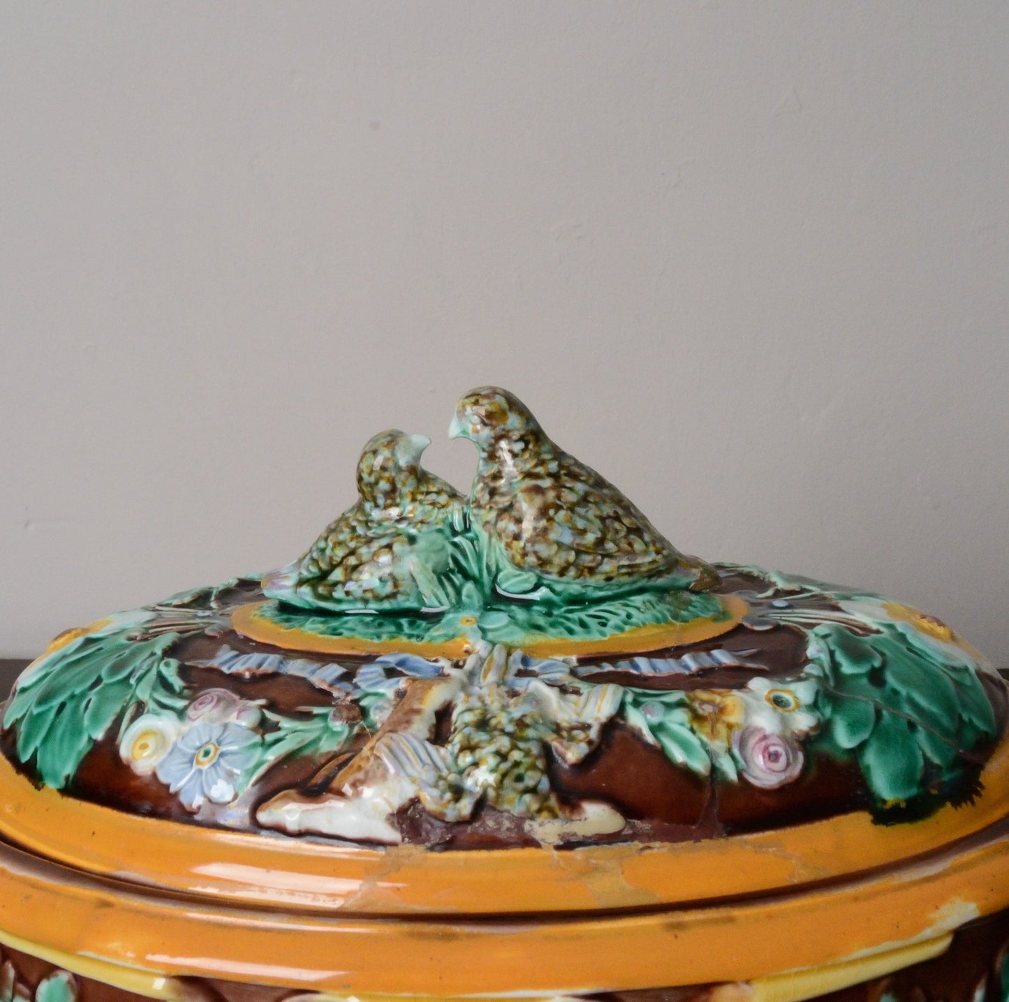 A Wedgwood Majolica Pie Dish