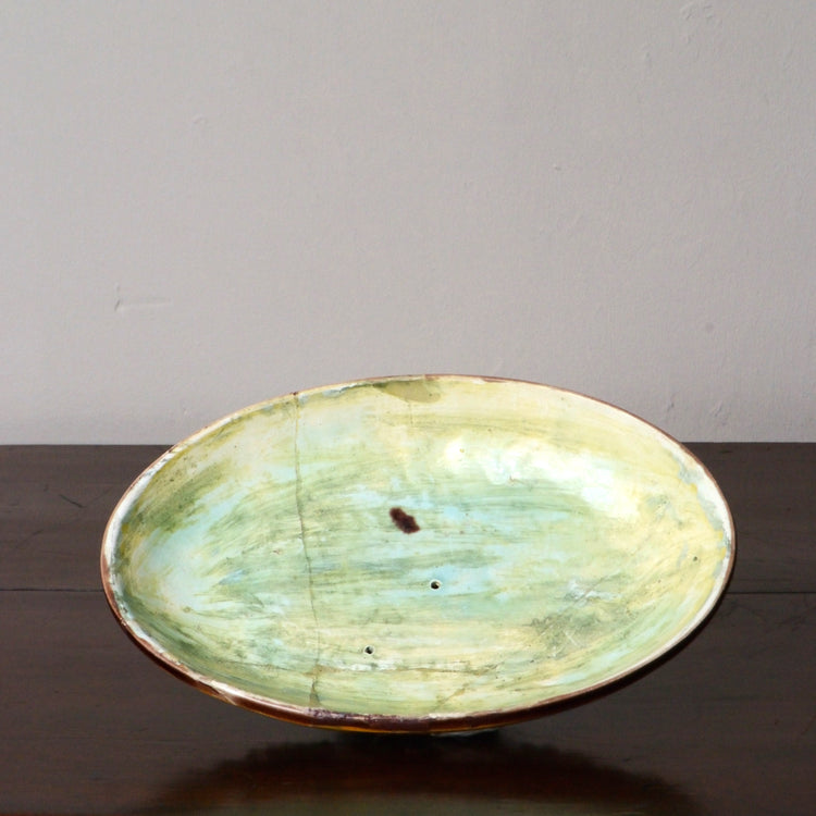 A Wedgwood Majolica Pie Dish