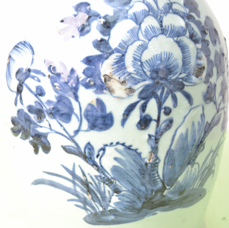 A Chinese Porcelain Vase
