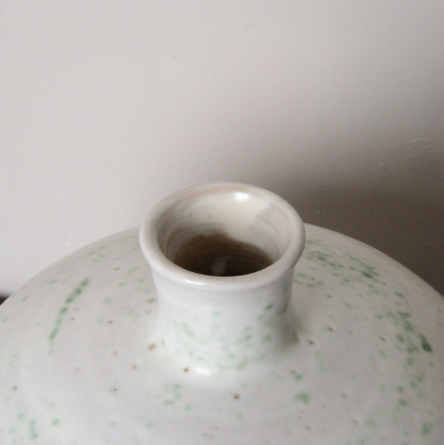 Studio Vase by Matthew Tyas