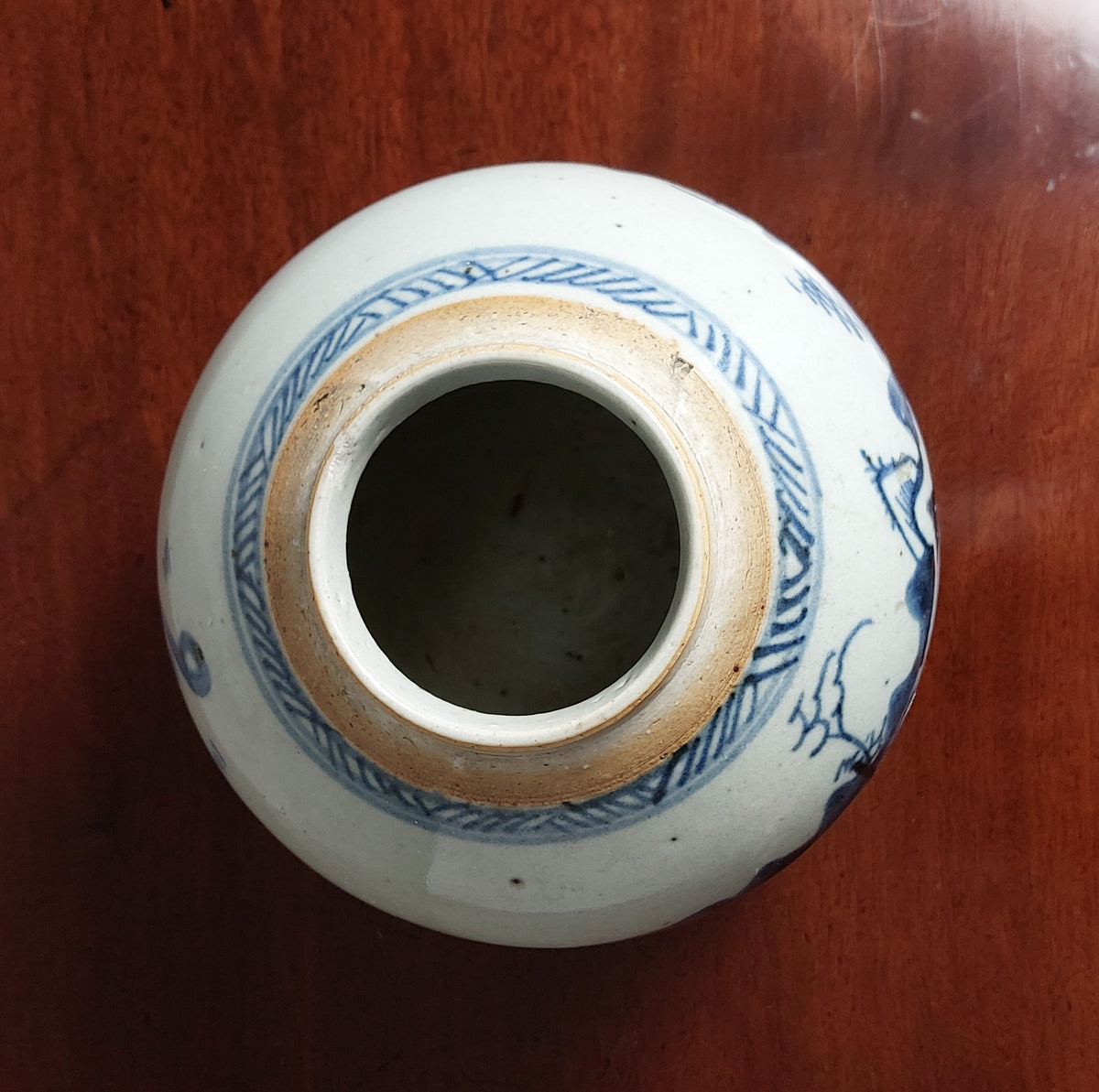 Three 18th Century Chinese porcelain jars